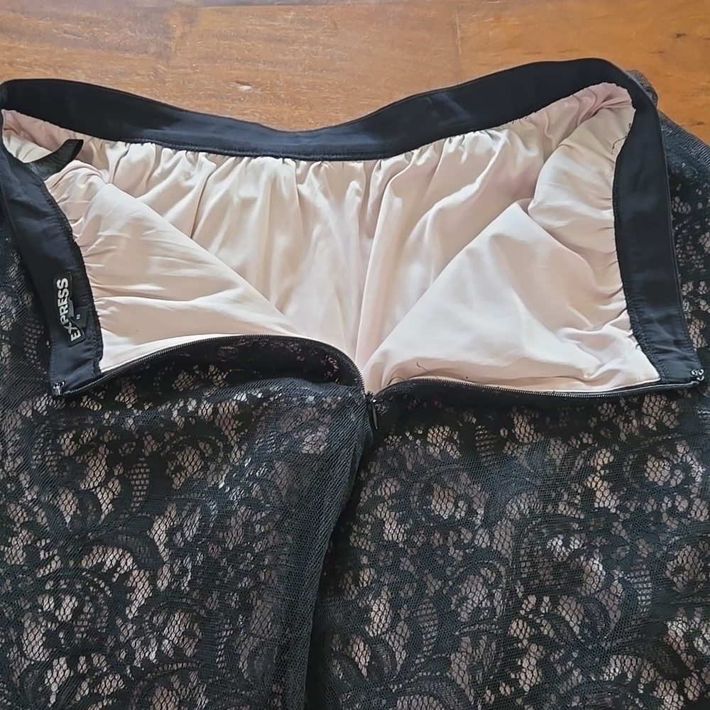 Express High Waisted Lace And Tulle Black And White Fit And Flare Skirt Size 12 - Picture 7 of 8